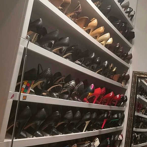 Meet your Posher - Picture 2 of 2